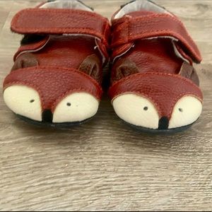 Jack and Lily fox moccasins 18-24 months